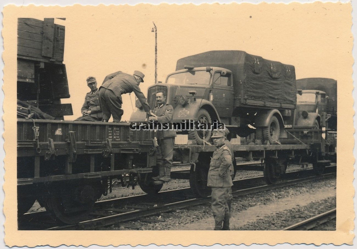 Orig. Foto Gebirgsjäger Opel Blitz Lkw Eisenbahn