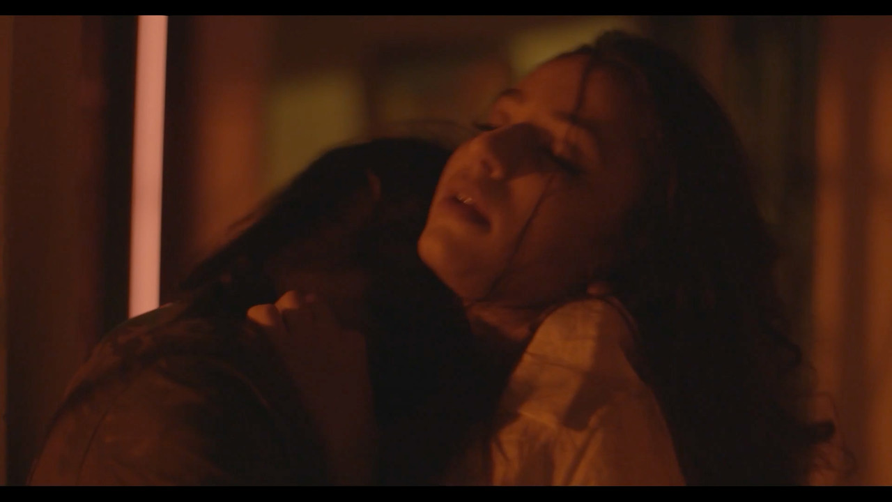 Taneaa.Rajawat_Blue.Funk.00_00_09_02.Still006