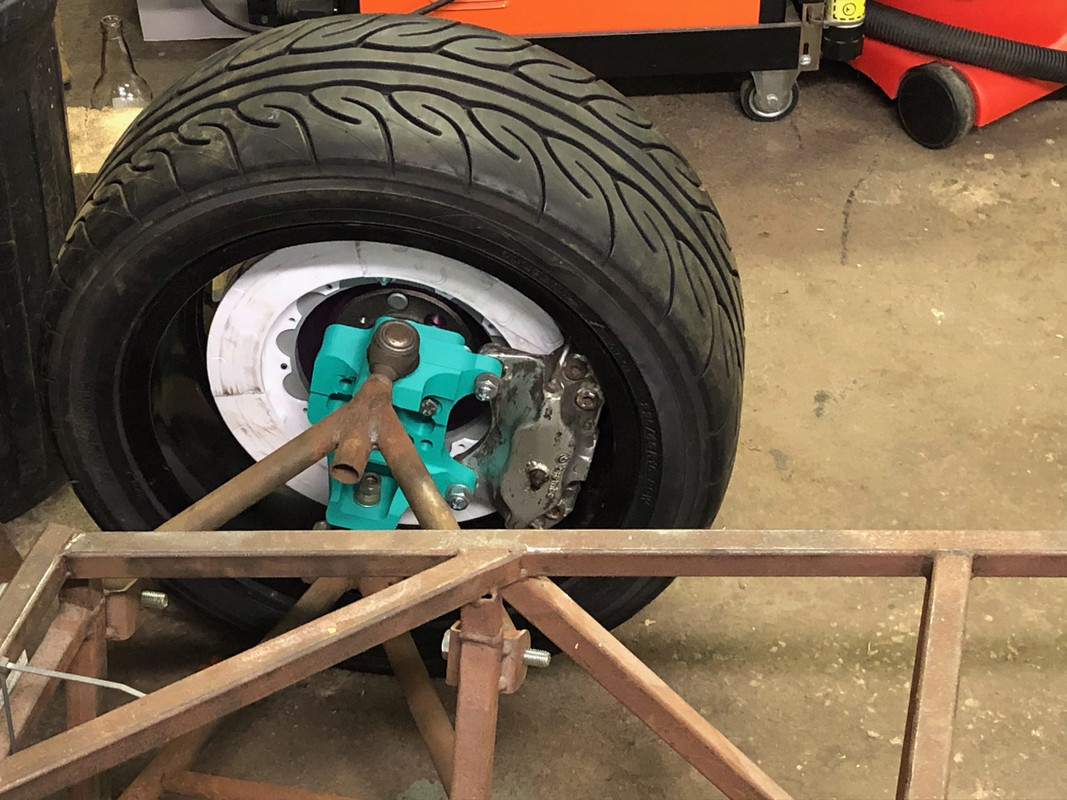 9E404F15-D40C-4098-8ED3-45D11424A7F9