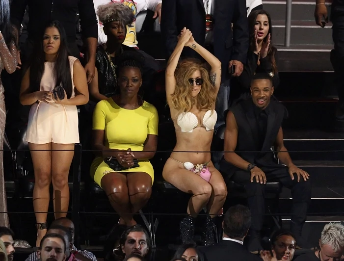 8-25-13-MTV-VMA-s-Audience-003.webp