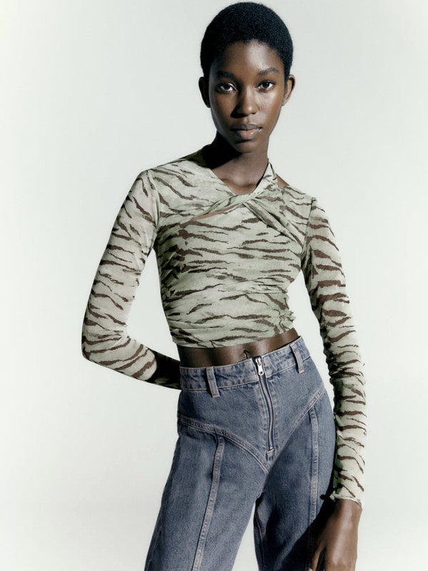 3E00B3CF-AD89-4ED8-AD4B-1BFA6C4665BF