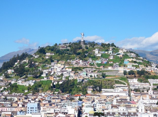 Día 20 (7 julio): Quito - Mitad del Mundo - Galápagos 2022 (2)
