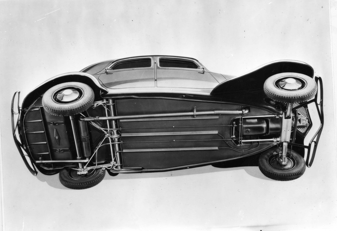 dessous Traction 1953 - 744 -
