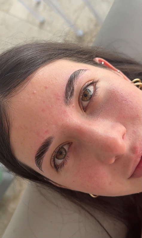 Diseño de cejas