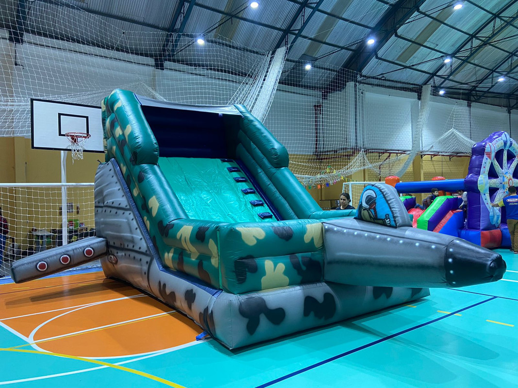 Tobogã Avião - Foto 1