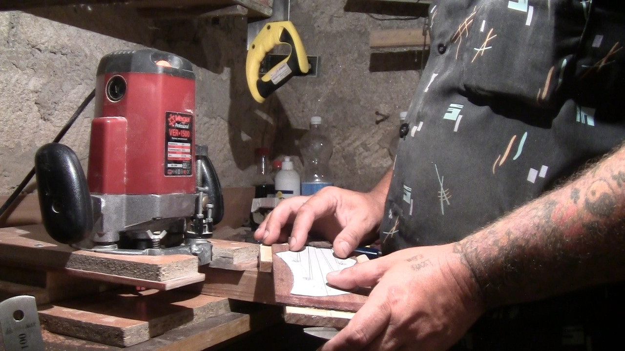 00019.MTS_snapshot_01.26_[2016.08.15_22.59.48]