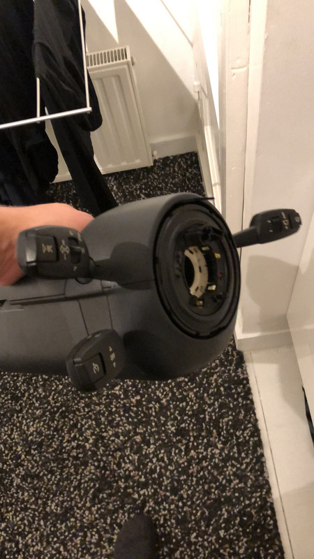 320A0D18-D702-4E9F-9E9D-17A7A37C0F03