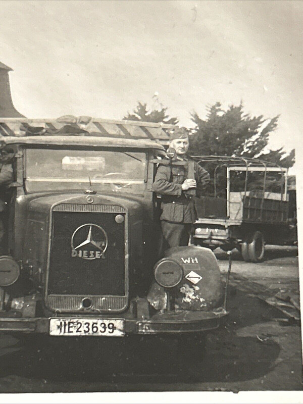 Foto Wk2 Fahrzeug Lkw Truck Pkw Front Wehrmacht Kampf Soldaten Kübel (2)