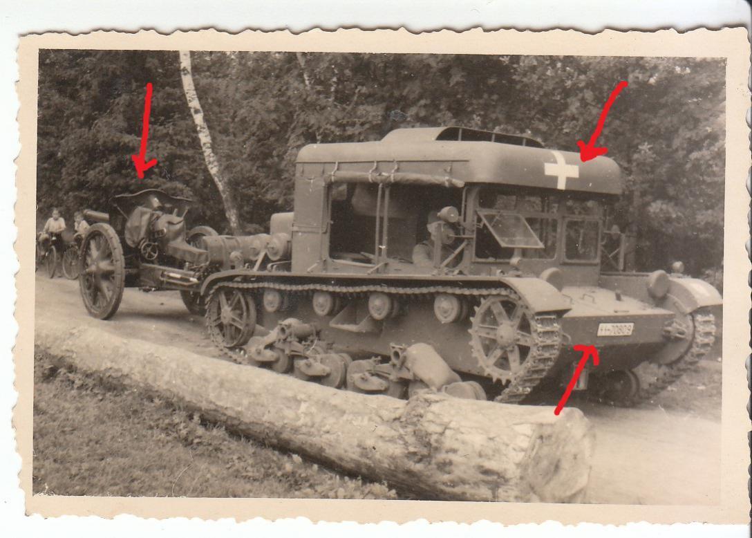 Elite Foto Raupenschlepper C7P Kennung