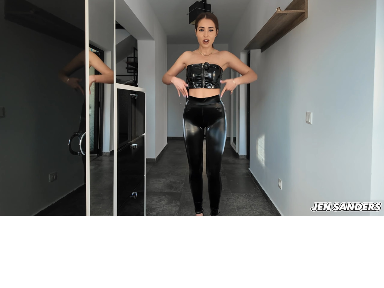untitled 2026 01 25 at 13 00 14 Glossy Black Super Slix Leggings by Slinkystylez Try On with New je