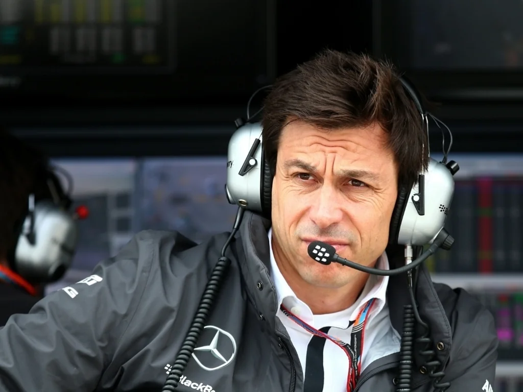 when-mercedes-tried-megaphone-to-amplify-the-noise-of-its-v0-g4ea7tmqxkne1.webp