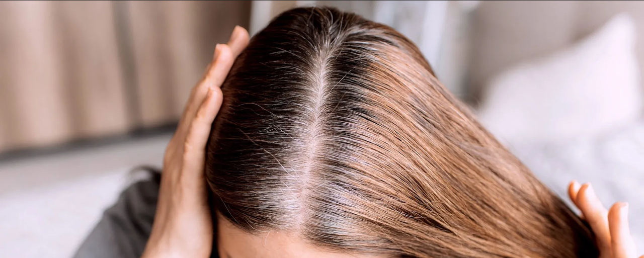 ¿Qué hacer cuando el tinte no cubre las canas?