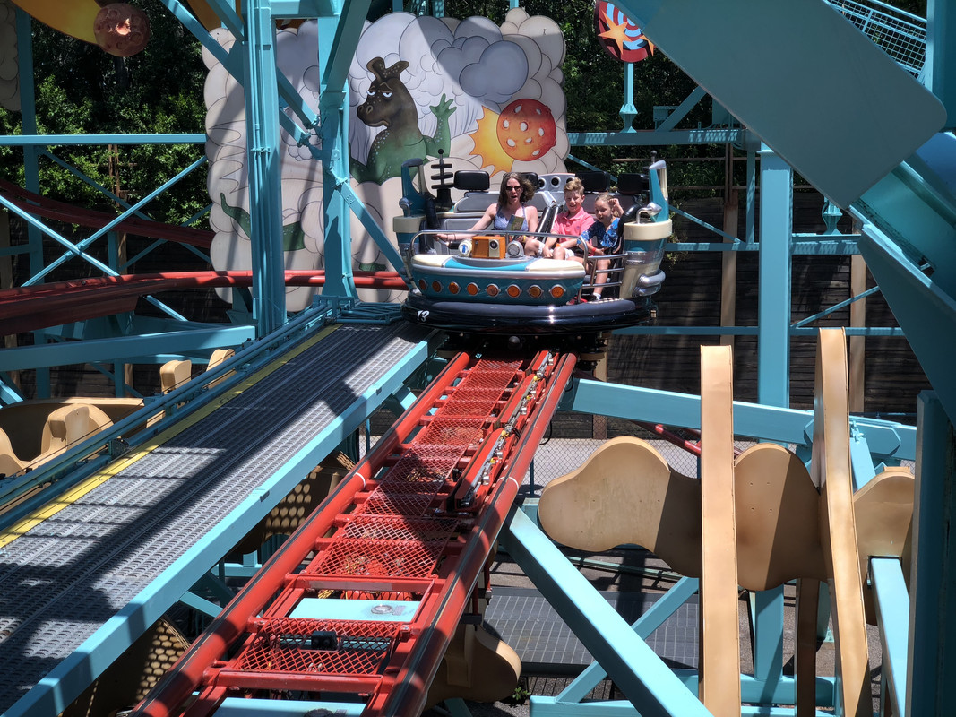 89D6F75A-38BC-441F-B0A7-BCAD5B08103C