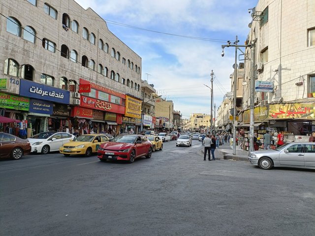https://i.postimg.cc/gjPLdbnc/Amman-25.jpg