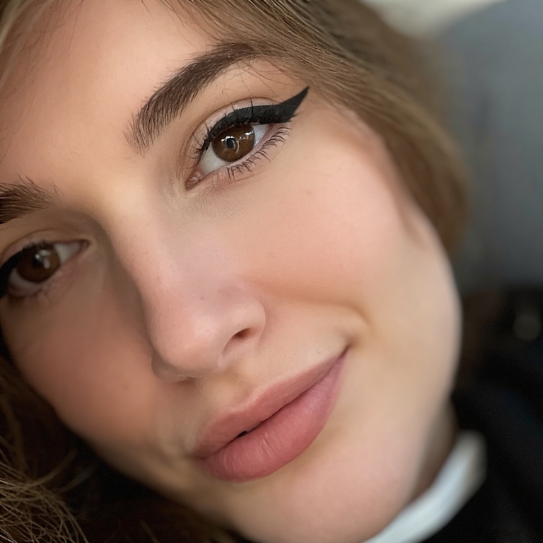 This-is-a-close-up-photograph-11