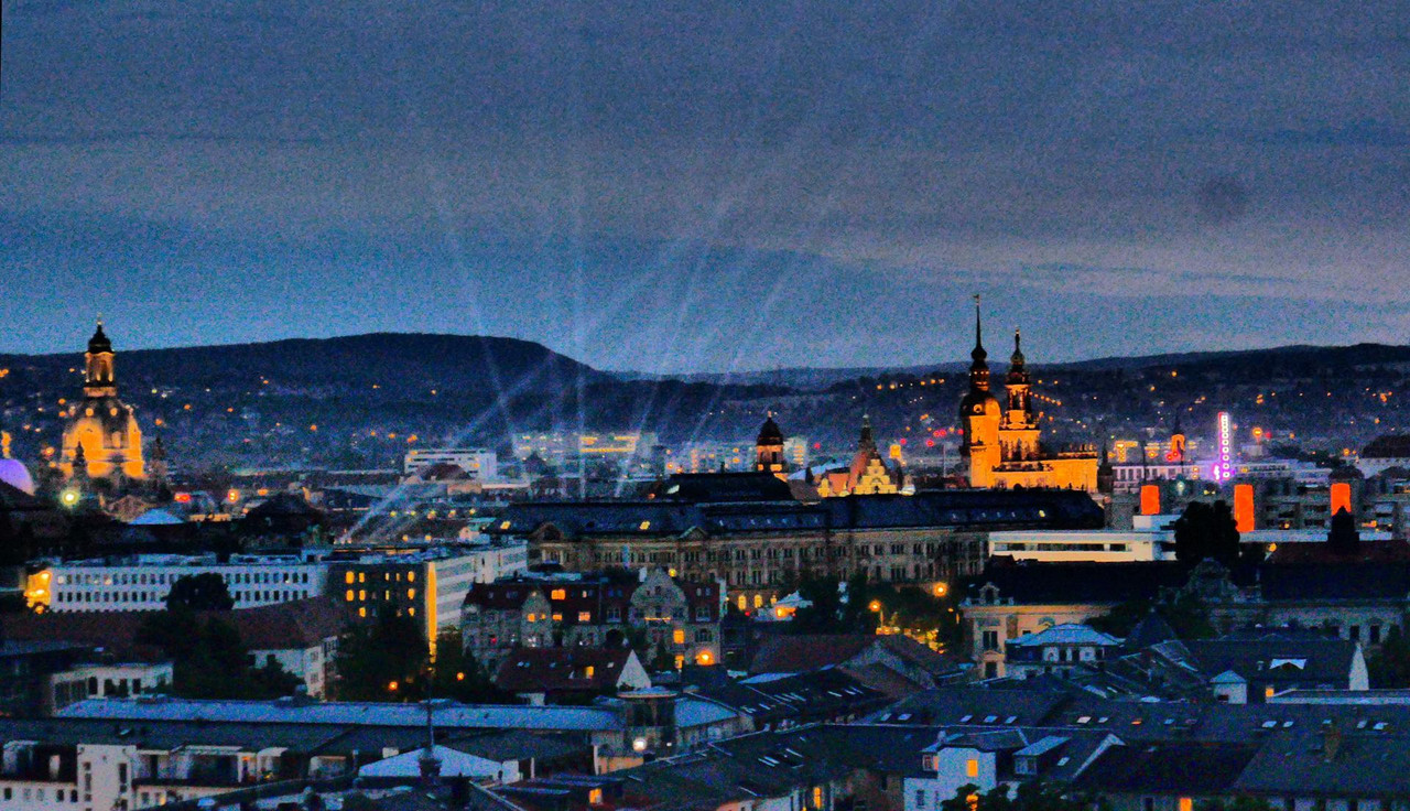 Bild: https://i.postimg.cc/gjQFHvdF/P1300022.jpg