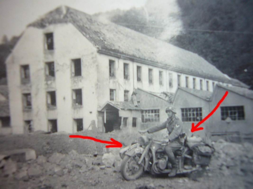 Foto FRANKREICH - Pz.A.A. 4 (1.Pz.Div.) - VOGESEN - Kradfahrer, MOTORRAD