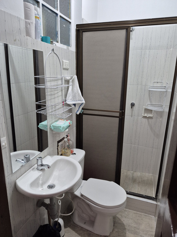 15 baño 4 piso 2