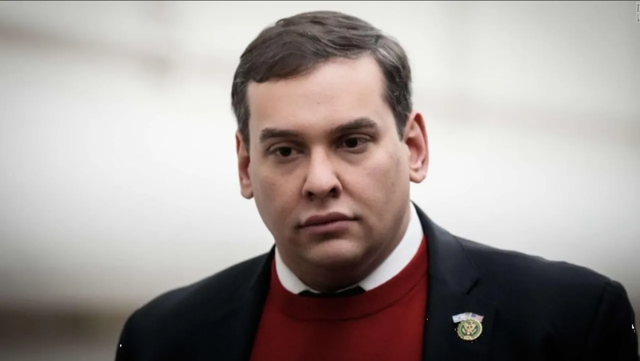 Expulsan a George Santos del Congreso de EU por 