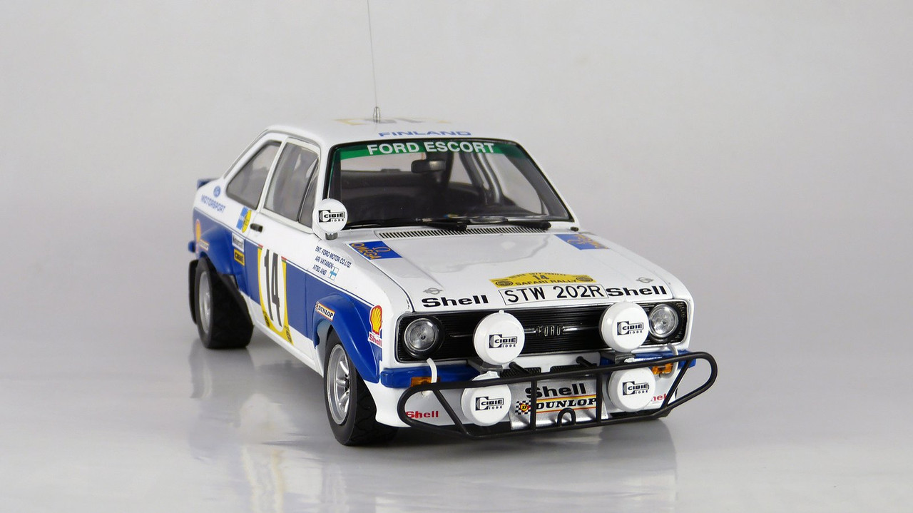 1:18 SunStar Ford Escort RS1800 Safari Rally 1977 #14 Team Ford