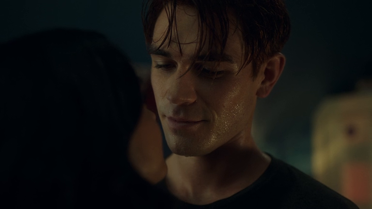 Riverdale.S05E01.L.ultimo.ballo.WEBRip.ITA.ENG.AAC.x264-BlackBit[screenshot 1]