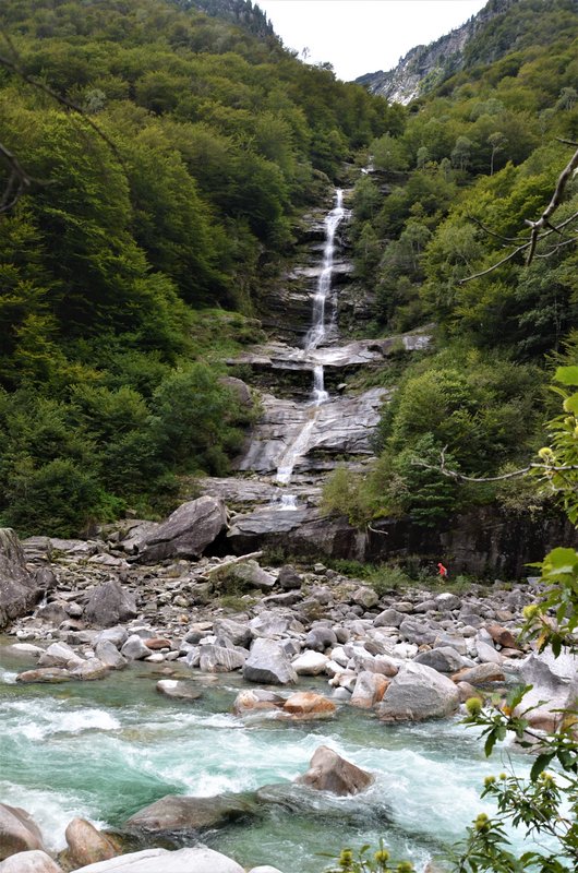 BRIONE-8-9-2019 - Suiza y sus pueblos-2019 (2)