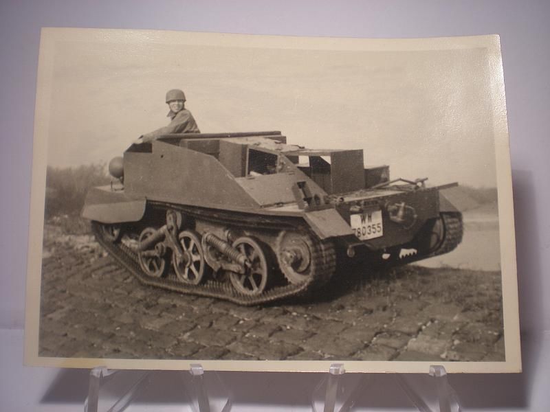 Fallschirmjäger  Pioniere  Beutepanzer