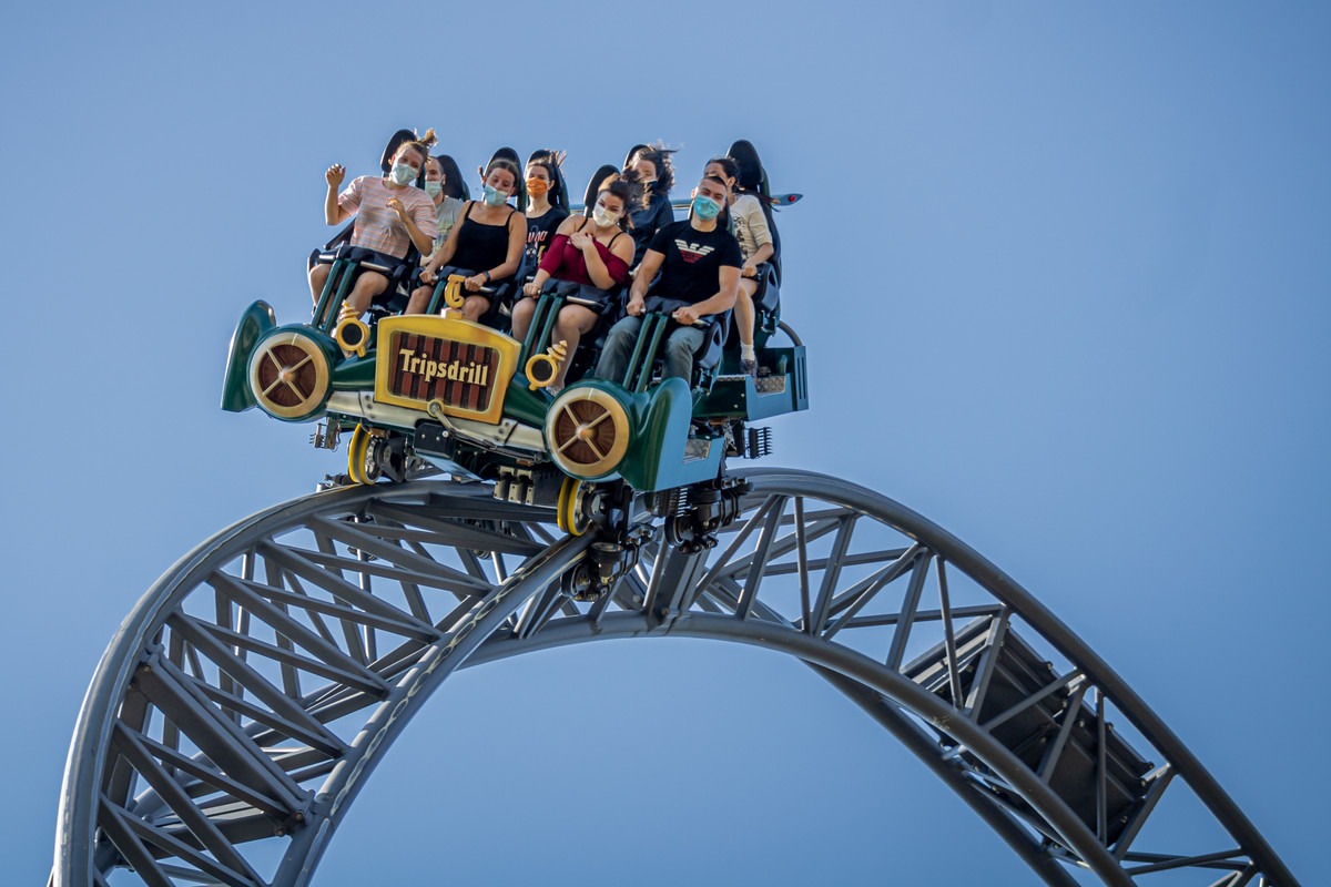 F9B118C0-9A70-48CC-9896-B1474AD334F8