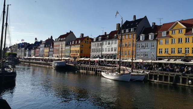 COPENHAGEN EN 4 DÍAS - Blogs de Dinamarca - DÍA 1 MADRID – COPENHAGEN (SIRENITA – KASTELET – NYHAVN) (6)