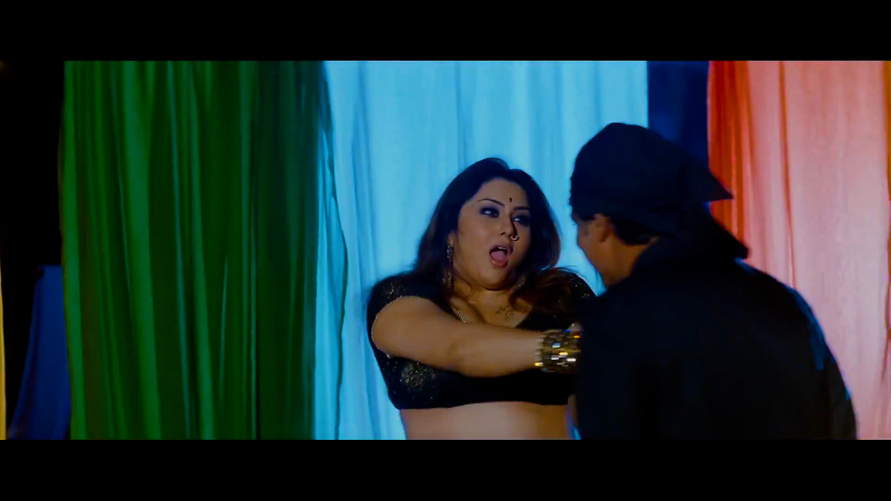 Busty bitch namitha hot big boobs navel song .00_03_20_23.Still081