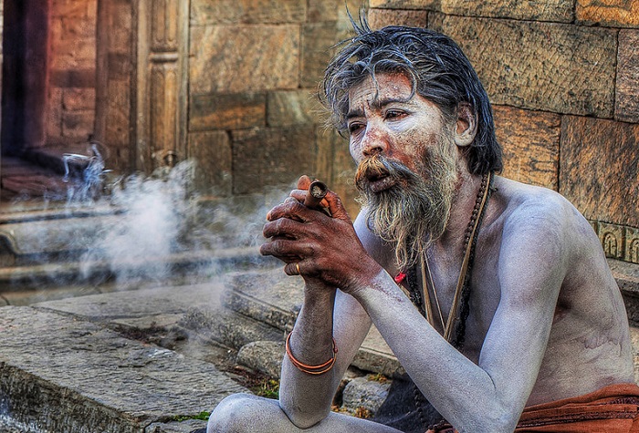 Masyarakat Suku Aghori yang dianggap sebagai salah satu kelomok paling menakutkan di India.