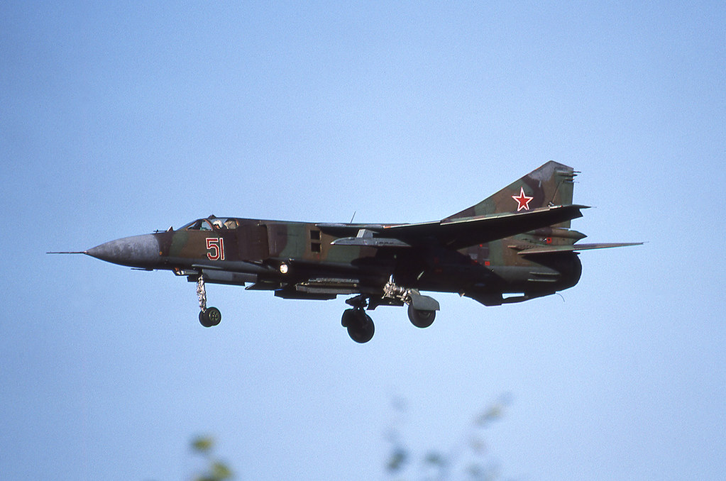 833 IAP Mig-23MLD 51 Red [Jüterbog 1991]
