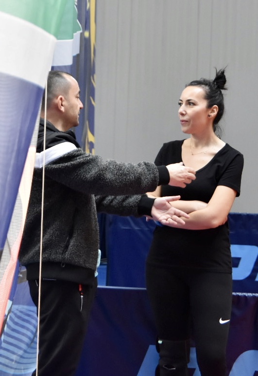 90994E24-4DDE-4755-8E44-BE13FF0C8EF2