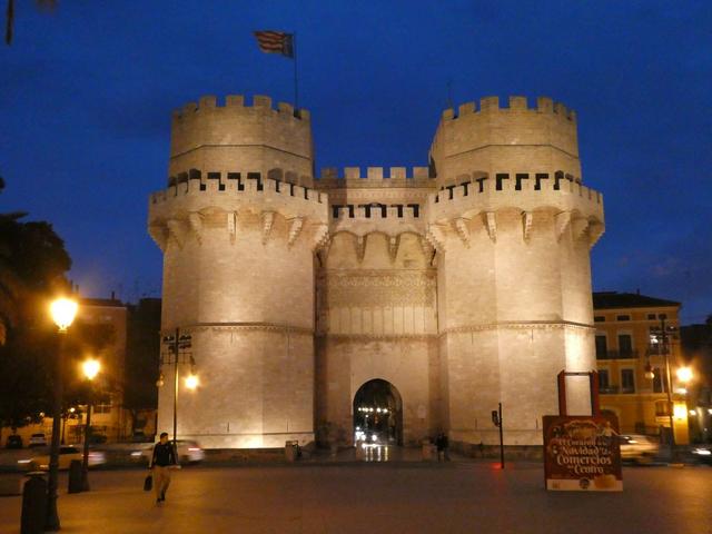 VALENCIA en un fin de semana - Blogs of Spain - Domingo 31/12: Centro de Valencia y Fin de Año en la Plaza del Ayuntamiento (51)