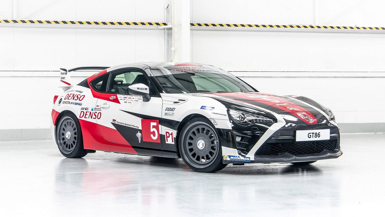 Toyota GT86 Heritage Livery (19)