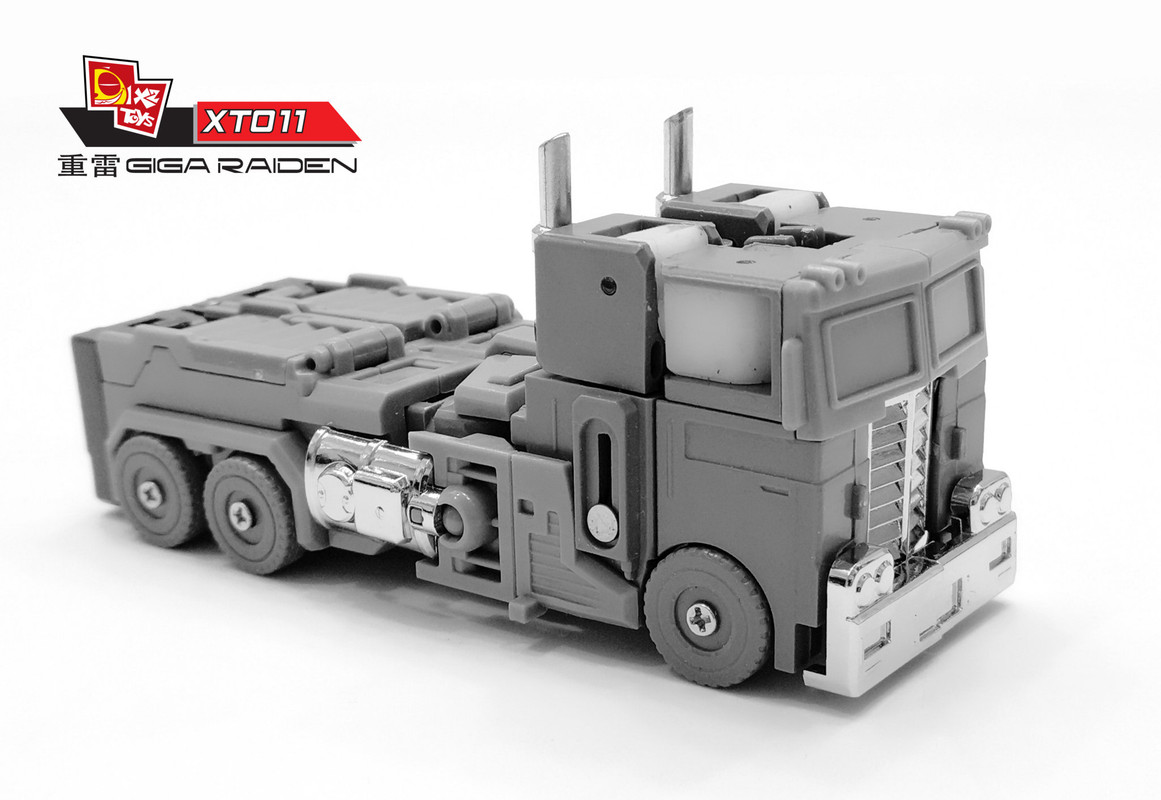 08-X2-Toys-Giga-Raiden