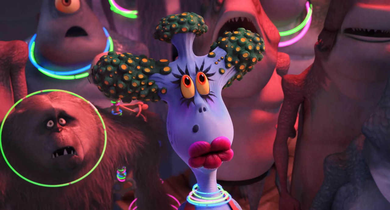 Hotel Transylvania 3: Summer Vacation 2018 BluRay [Hindi + Tamil + English] 480p, 720p, 1080p Screenshot