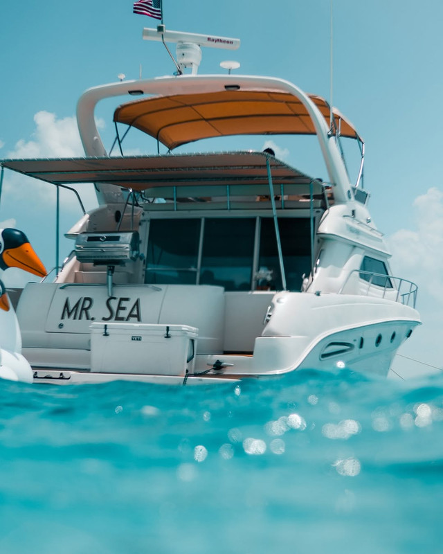 Mr Sea 50 ft boat charter Cancun - Panoramic view showing spacious deck perfect for Isla Mujeres tours