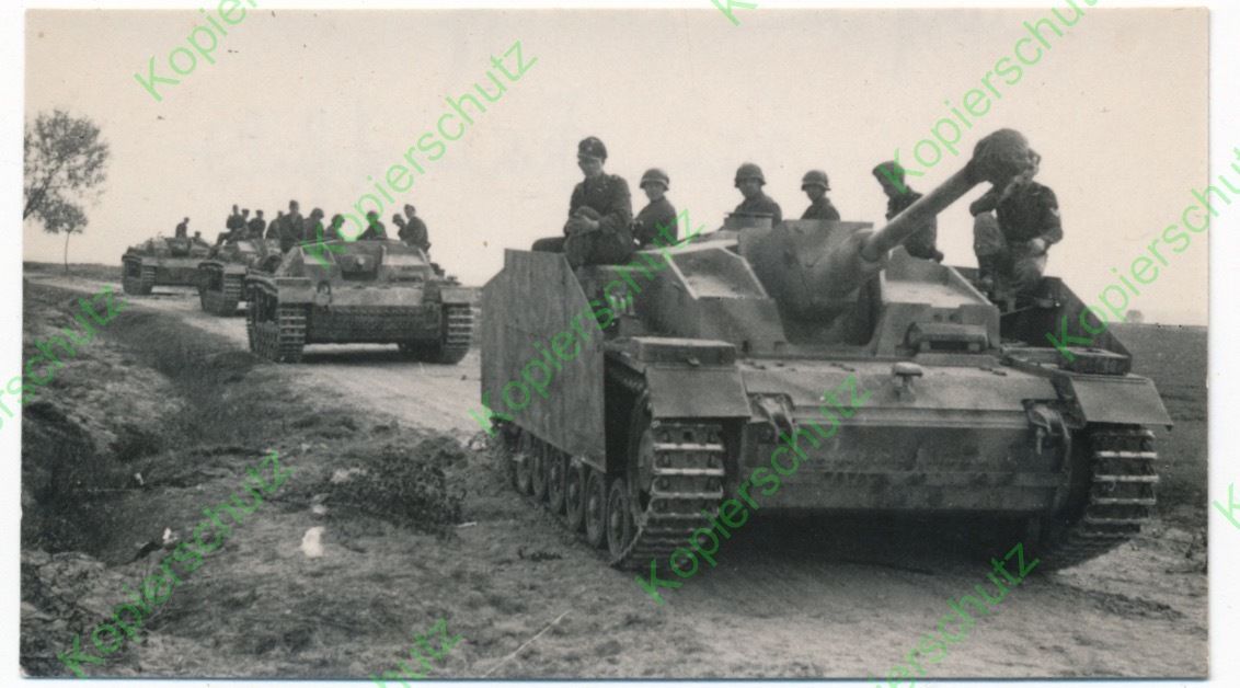 Altes orig. Foto Panzer Tank Sturmgeschütz Tarna