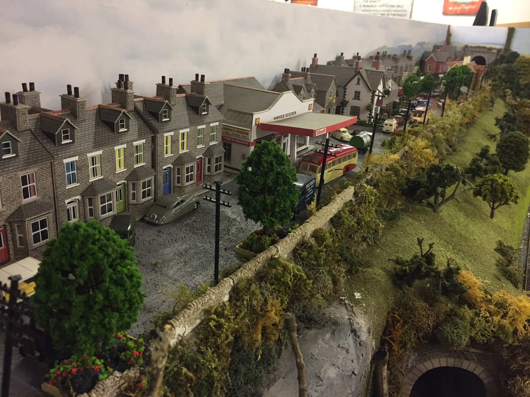 AEB4814B-F31F-40EE-AD7D-9789D6D4B9F2