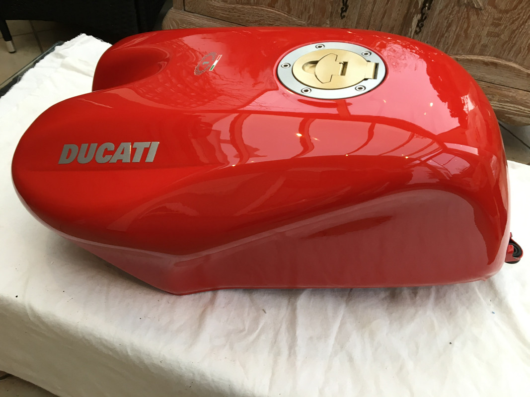 C756C65A-5CDB-4337-835E-D89BF6E94E42