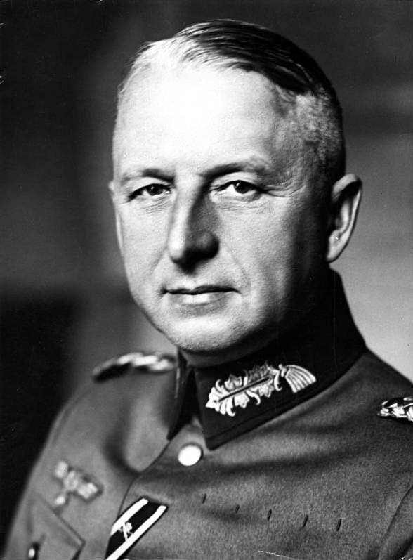 Erich-von-Manstein.jpg