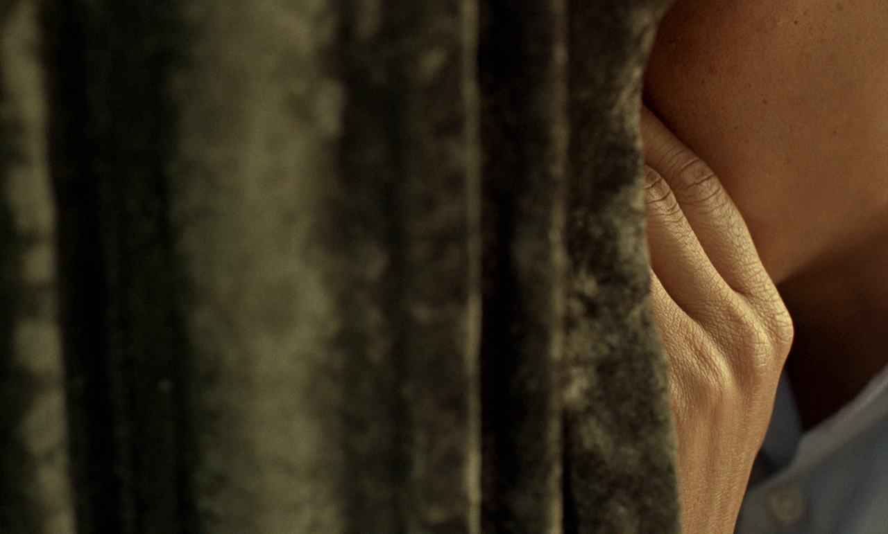 In The Mood For Love (2000) (1080p Bluray AV1 Opus) [NeoNyx343] - [01:30:56.076]v1