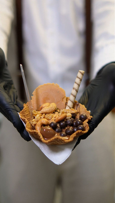 Cascão com chocolate e morango