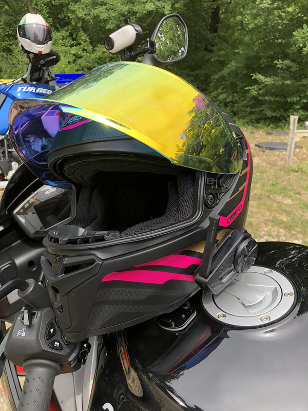 85B2AEE3-F8EE-4B4D-A7F8-C20217111B5B