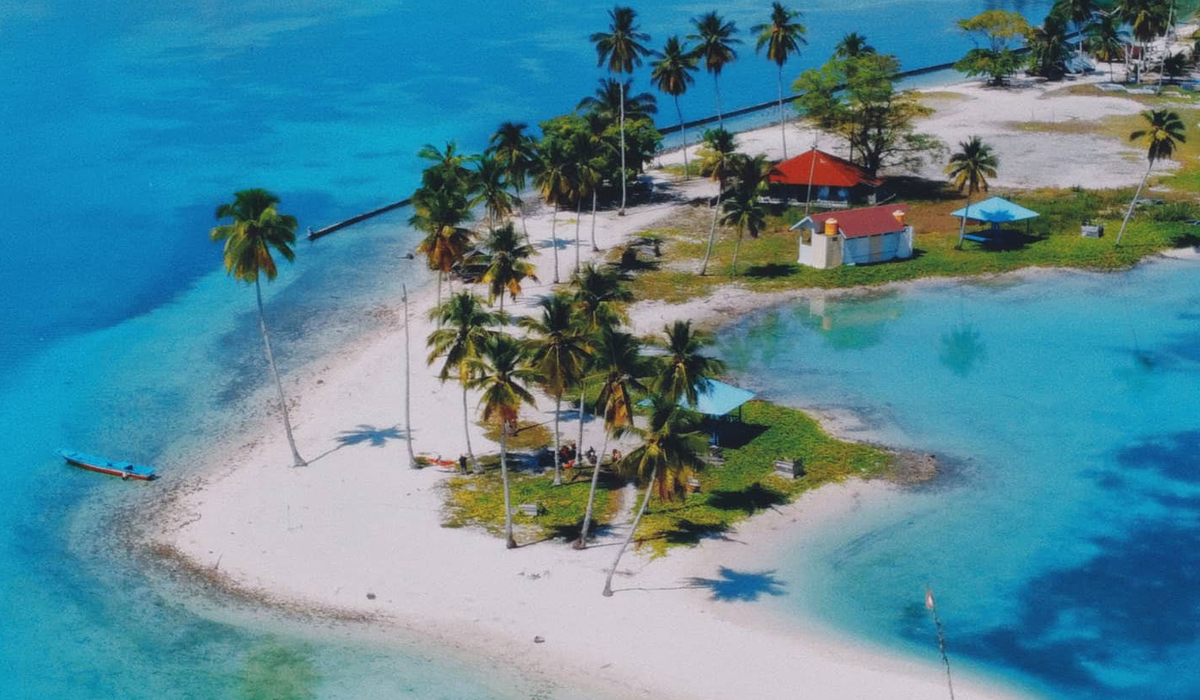 Pesona Keindahan Pantai Wantopi yang Sangat Terkenal dan Sangat Nyaman