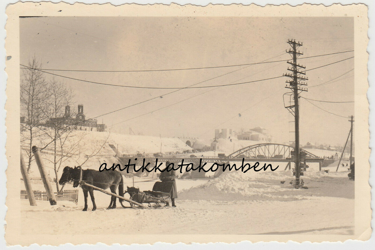 Foto Russland Kirche Kathedrale Wehrmacht Soldat Schlitten mit Pferd Brücke