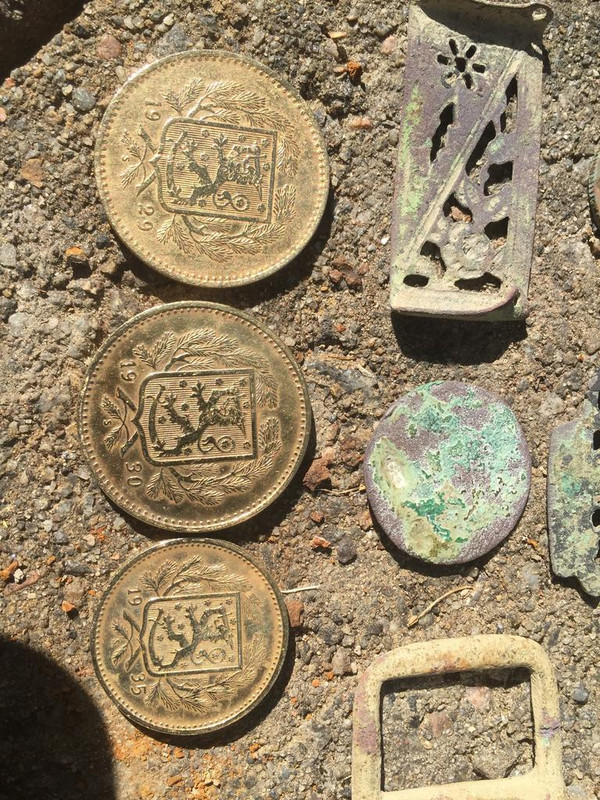 6A40A6CE-5986-4D63-A198-62A61057CF9A