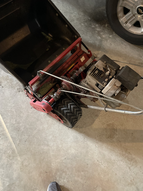 B8A51B63-4AE0-4754-9415-9377874D10F4