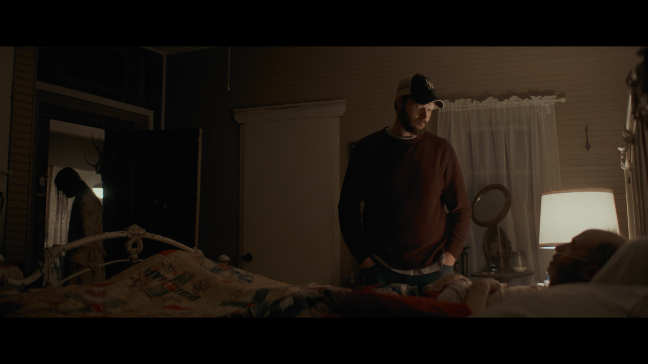 mpv-shot_The.Dark.and.the.Wicked.2024.2160p.UHD.BDRemux.HDR.HEVC-Нечипорук_00_27_13_0006